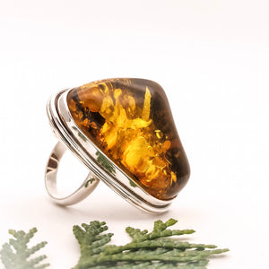 Unique Triangle Amber Chunky Ring Size 7 O